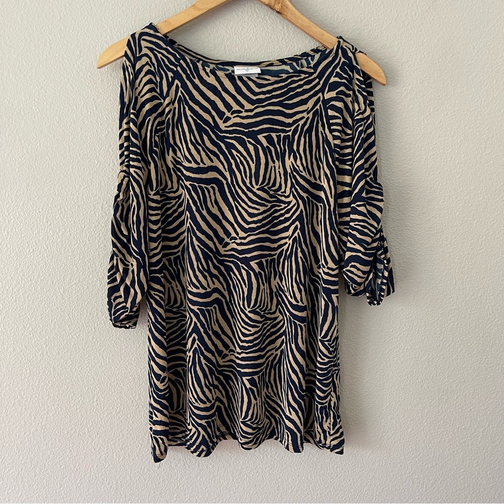 Jaclyn Smith Animal Print Blue Tan Slinky Top Size L